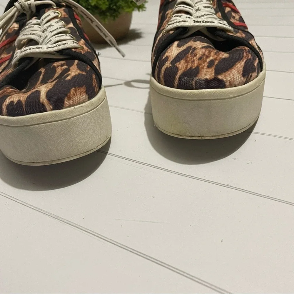 Juicy Couture Leopard Cheetah Animal Print Lace Up Platform Sneakers Women’s 8.5